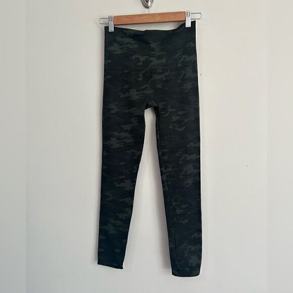 Spanx Green Camo Leggings - Picture 5 of 9